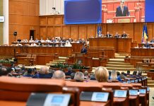 Guvernul Bolojan rămâne în funcție: moțiunea de cenzură a picat, cu doar 139 de voturi „pentru”