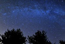 Perseidele 2026: ghid complet pentru observarea ploii de meteori și cele mai bune locuri din România