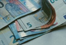 Euro explodează și atinge un maxim istoric în fața leului. Noul record anunțat de BNR: 5,3447 lei