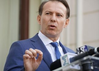 Cîțu și Voiculescu se acuză reciproc în dosarul vaccinurilor COVID. Fostul ministru: „Cîțu a aprobat personal achizițiile”