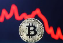 Bitcoin a scăzut sub 70.000 de dolari atingând un nivel înregistrat ultima dată în noiembrie 2024