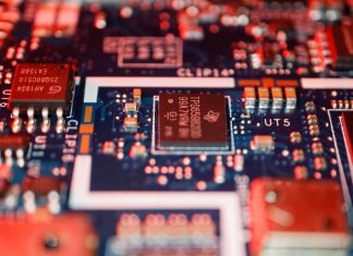 Europa dependentă de Big Tech-ul american: guvernele UE recunosc lipsa unor alternative rapide