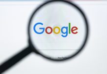 Google reinventează căutarea înainte ca rivalii săi de inteligență artificială să o înlocuiască