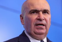 Zero amendamente acceptate: Guvernul își asumă răspunderea pe forma inițială a legii pensiilor magistraților – respinsă de CCR