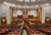 Înmatricularea auto devine complet online: Proiectul USR, adoptat de Camera Deputaților. Șoferii, scăpați de drumul la ghișeu