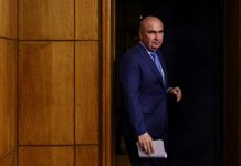 Bolojan avertizează: reducerea accizelor nu garantează scăderea prețului la combustibili. „Să nu fim piromani economici”