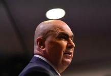 Ilie Bolojan, despre întâlnirea cu Mihai Barbu şi Fănel Bogos: „Mi-a prezentat problemele pe care le are cu autorităţile, nu mi-a cerut nimic”