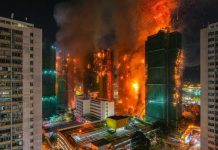 Imagini apocaliptice. Cel puțin 36 persoane au murit într-un incendiu major care a cuprins mai multe blocuri de apartamente din Hong Kong