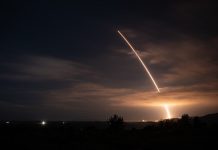 Cursa nucleară revine. Tensiuni nucleare între SUA și Rusia: lansări, amenințări și pregătiri pentru teste atomice