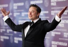 Forbes l-a numit pe Elon Musk primul om de afaceri din lume cu o avere de 600 de miliarde de dolari
