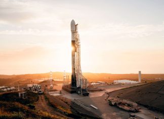 SpaceX, compania condusă de Elon Musk, este în discuții pentru a-și vinde acțiunile, evaluând compania la un record de 800 de miliarde de dolari