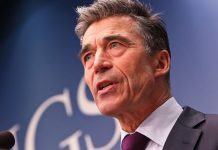 „Timpul lingușelii s-a încheiat. A venit momentul să ne ridicăm împotriva lui Trump”, spune fostul premier danez și fost secretar general NATO