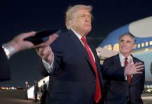 Dacă Putin și Zelenski nu ajung la un acord, sunt „proști”, spune Trump. Liderul SUA afirmă că nu abandonează Ucraina