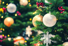 Când trebuie despodobit bradul de Crăciun. Tradiția românească și explicațiile preoților