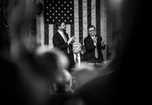 Senatul SUA îi dă ”o palmă peste încheietură” lui Trump: îi cere să oprească războiul cu Iranul sau să solicite aprobarea