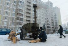 O mie de clădiri rezidențiale din Kiev rămân fără încălzire. Temperatura în oraș este de -16 grade Celsius
