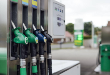 Scumpiri în lanț la pompă: motorina +80 de bani în câteva zile, benzina depășește 9 lei/l pentru prima dată