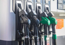 A doua scumpire în două zile la carburanți: motorina a trecut de 8,5 lei/l. Prețurile ar putea depăși 10 lei/l contrar asigurărilor date de Guvern