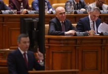 Bolojan pregătește reducerea accizelor: măsuri pentru ieftinirea carburanților, anunțate până luni