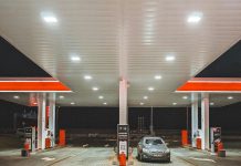 Analist: măsurile Guvernului în criza carburanților vor reduce prețurile cu cel mult 5% și favorizează marile companii