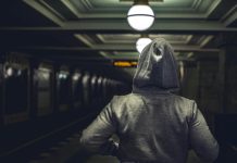 Cel mai nou spion al Rusiei ar putea fi cineva pe care îl cunoști. ”Vrei să dai foc la ceva pentru 5.000 de euro?”