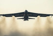 Autoritățile iraniene au cerut tinerilor și sportivilor să formeze un lanț uman în jurul centralelor electrice din cauza amenințărilor unor lovituri americane