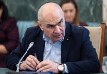 Bolojan acuză: „Facturile românilor puteau fi cu 30% mai mici! Hidroelectrica a ales bonusurile de 180.000 €, nu investițiile”