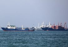 Peste 20 de nave au trecut prin Strâmtoarea Ormuz în ultimele 24 de ore. Navigația comercială a început să se redreseze