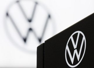 De la mașini la armament: pariul riscant al marilor constructori auto europeni