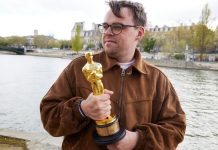 „Oscarul” lui Pavel Talankin a fost pierdut în timpul zborului din SUA către Germania. Statueta nu a fost permisă la bord, fiind considerată un obiect periculos