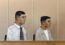 Români au înjunghiat un jurnalist la Londra la ordinul Iranului, susțin procurorii într-un tribunal britanic