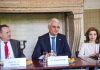 Creșterile salariale pentru demnitari ar putea fi puse pe pauză până în 2031. Pîslaru: Merg la Bruxelles cu această propunere pentru renegocierea PNRR