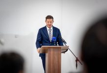 Război deschis în PNL. Hubert Thuma îl ironizează pe Motreanu: „Liberal-conservator exact cum unele restaurante au homar în meniu”
