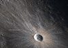 NASA arată craterul lăsat pe Lună de prăbușirea unei rachete SpaceX. Impactul a produs o gaură cu diametrul de 18 metri