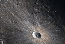 NASA arată craterul lăsat pe Lună de prăbușirea unei rachete SpaceX. Impactul a produs o gaură cu diametrul de 18 metri