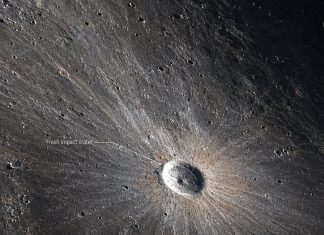 NASA arată craterul lăsat pe Lună de prăbușirea unei rachete SpaceX. Impactul a produs o gaură cu diametrul de 18 metri