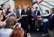 Cine a eliminat din alegeri singurul partid din Rusia care susținea un armistițiu rapid cu Ucraina? Explicăm pe scurt