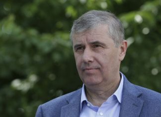 Biografia ascunsă a șefului SPP. Recorder: Lucian Pahonțu, în trupele de represiune de la Inter în 1989. Băsescu: „Ar trebui să-și piardă funcția”