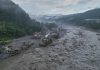 Directorul unei școli din Nepal a salvat 900 de copii de la inundații. Și-a dat seama foarte repede că trebuie să înceapă evacuarea