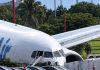 Accident aviatic grav la Miami: un avion Amazon a depășit pista și a lovit vehicule aflate la sol. Cinci persoane au murit