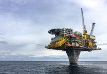 Cum se stabilește, de fapt, prețul petrolului și cine câștigă miliarde din tranzacțiile cu mărfuri. Mecanismele din spatele pieței globale