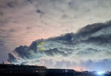 Ucraina a atacat cu drone orașul Omsk, la 2.500 km de graniță. Incendiu puternic într-o zonă industrială din Rusia