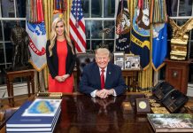 Katie Zacharia, purtătoarea de cuvânt a lui Trump, a demisionat la doar o săptămână de la numire. Prima conferință de presă și controversele privind studiile sale