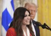 Ambasadoarea „combinatoare” care a vorbit despre căderea Guvernului Bolojan riscă să fie demisă de Trump. Acuzații de favoruri și trafic de influență