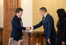 Grindeanu amenință cu anticipatele după desemnarea lui Luca Niculescu: „Dacă va continua austeritatea lui Bolojan, nu mai rămâne altă cale”