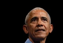„E ca și cum Saddam Hussein ar fi deschis un restaurant acolo.” Barack Obama a criticat renovarea Casei Albe de către Trump