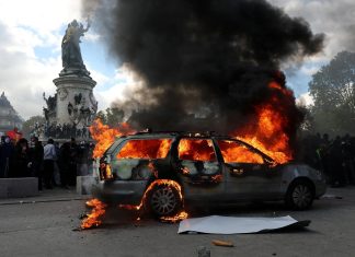 Proteste masive și violențe în cinci țări europene. Cine protestează, unde și de ce? Explicații în cinci paragrafe